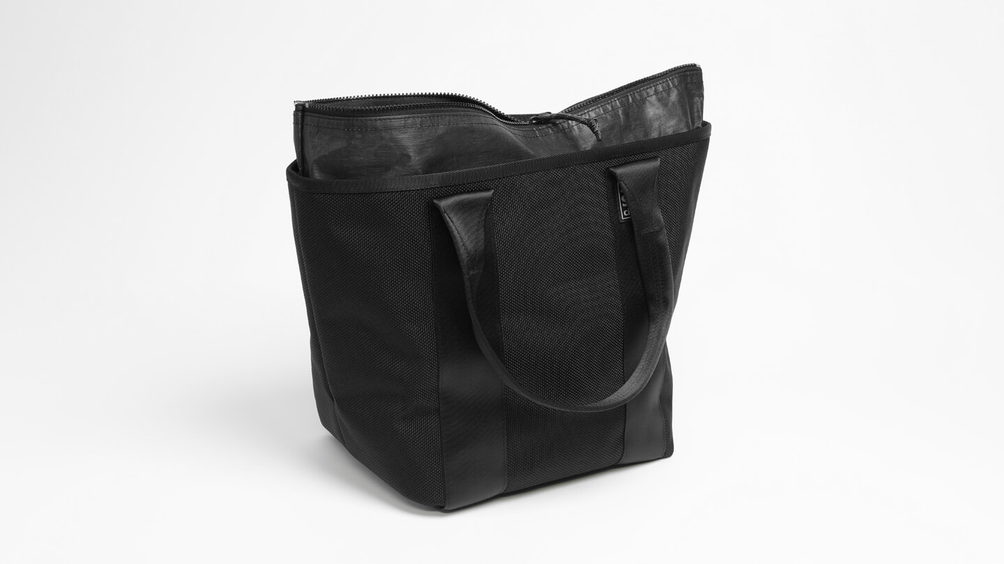 Gear Locker_Tote bag_main_04