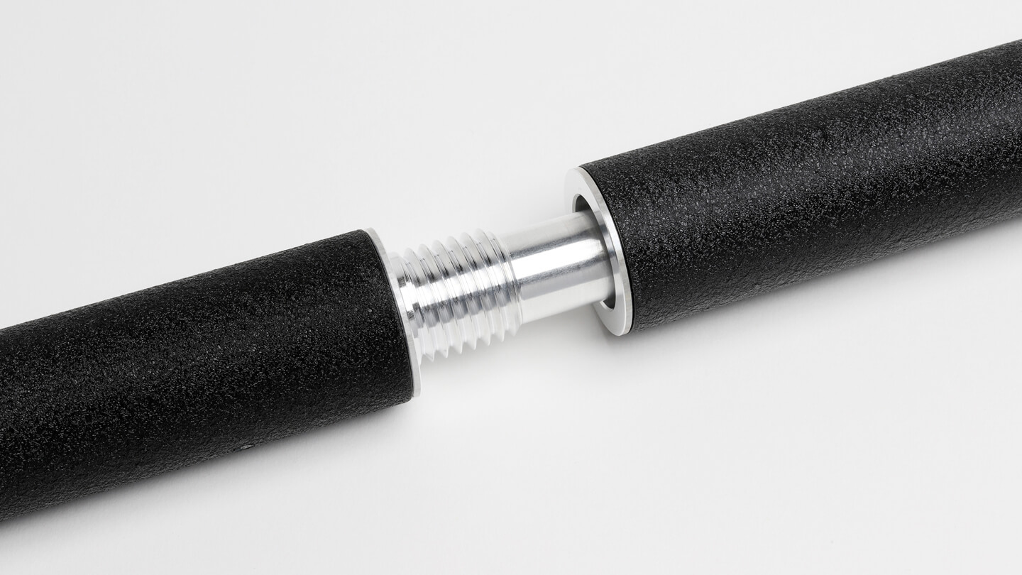 Pole 2.4 Wrinkle Black_A_05