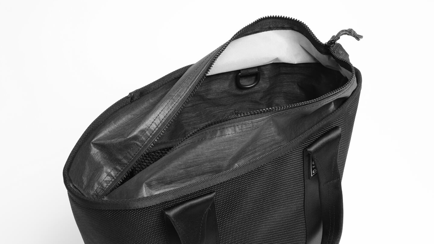 Gear Locker_Tote bag_main_05